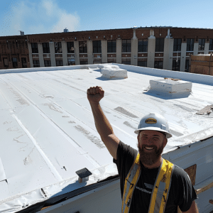 xperimentalmind_a_team_of_roofing_14_professionals_with_hardhat_b51620f2-a7d0-4358-a59b-17ce01d63f97